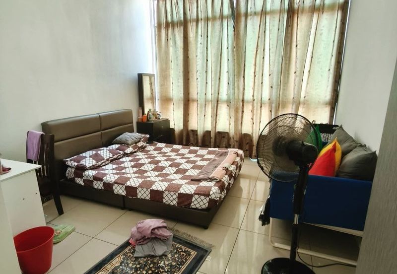 Dedaun Hijau (Greenfield Regency)