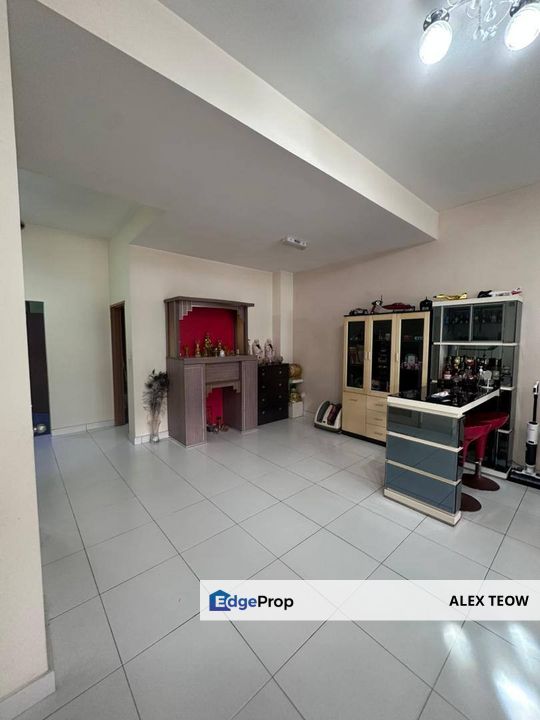 Taman Nusa Idaman Double Storey Terrance For Sale/ Iskandar Puteri, Johor, 