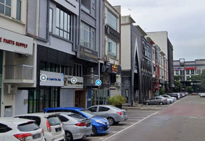 Pusat Perdagangan Danga Utama