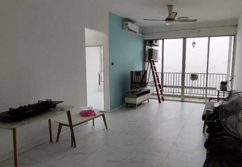 Dedaun Hijau (Greenfield Regency)