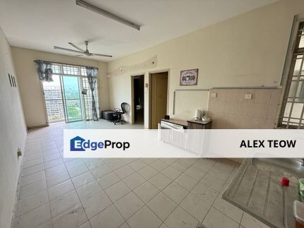 Lake View Suites Apartment For Sale/ Mount Austin, Johor, Johor Bahru
