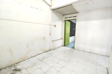 Taman Plentong Utama