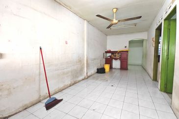 Taman Plentong Utama