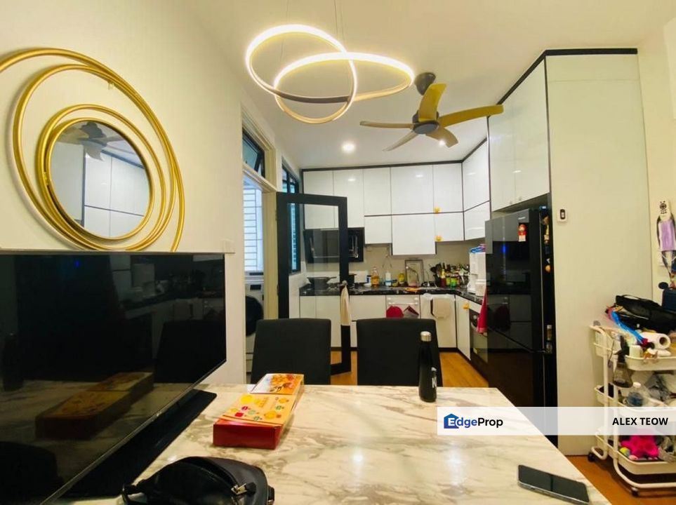 Sky Peak Residence Apartment For Sale/ Setia Tropika, Johor, Setia Tropika