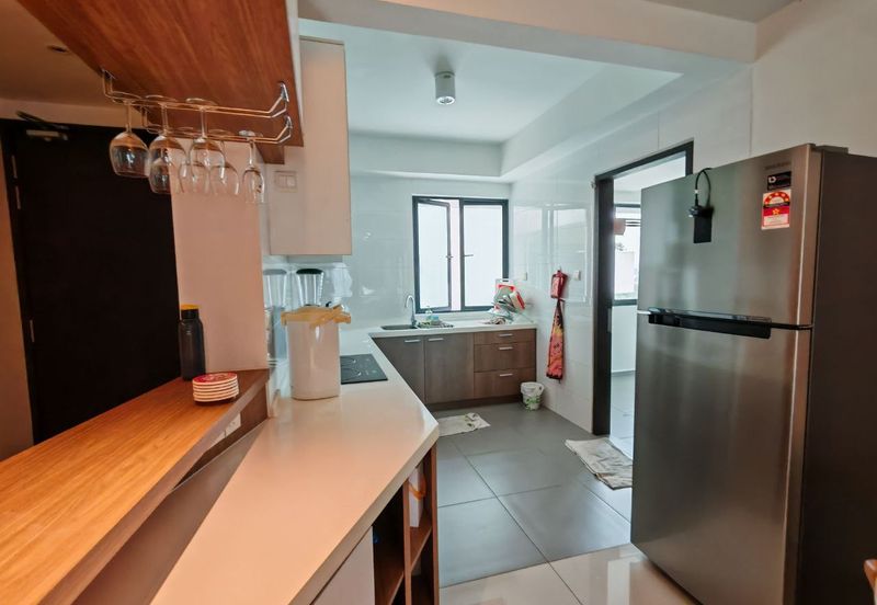 Ponderosa Lakeside Luxury Apartments