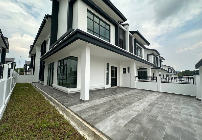 Taman Mutiara Maju Double Storey Cluster House For Sale/ Skudai