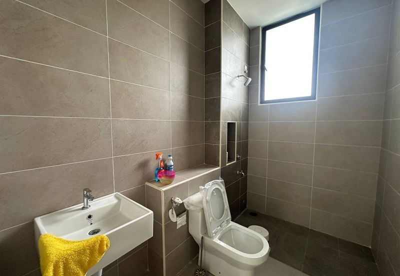 Taman Mutiara Maju Double Storey Cluster House For Sale/ Skudai