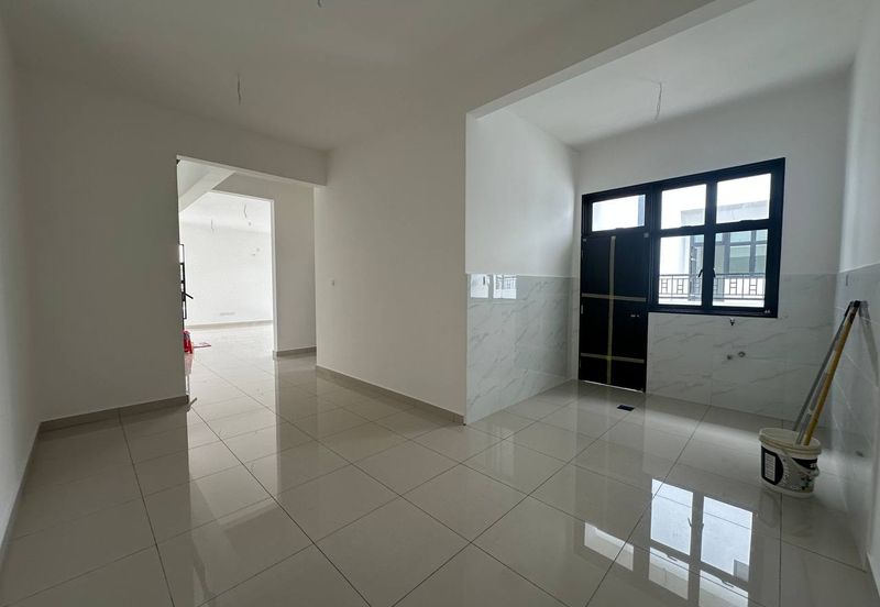 Taman Mutiara Maju Double Storey Cluster House For Sale/ Skudai