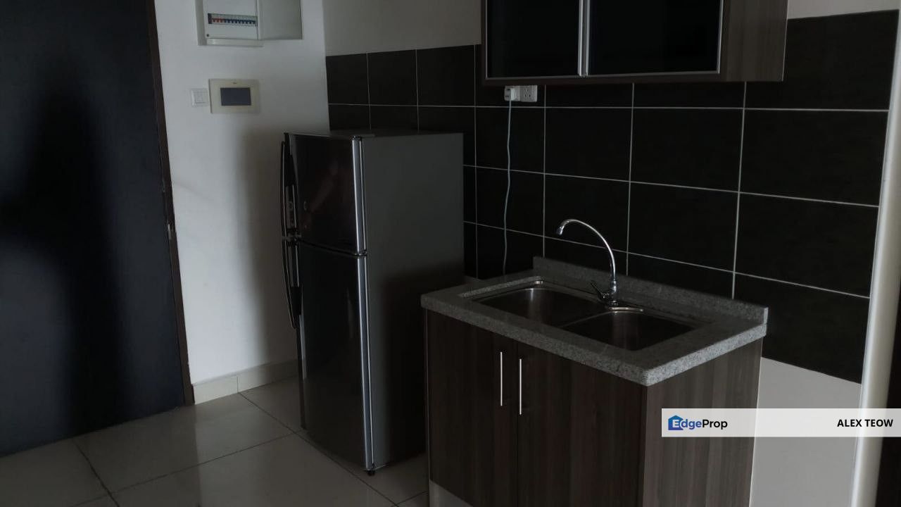 D inspire Apartment For Sale/ Nusa Bestari/ Skudai, Johor, Johor Bahru