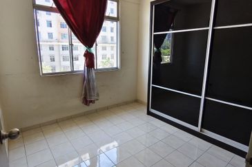 Indah Court Apartment