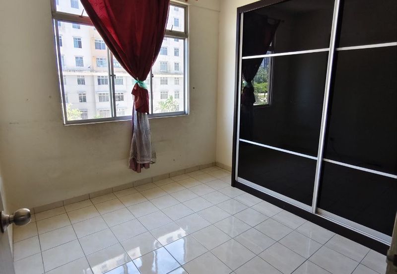 Indah Court Apartment