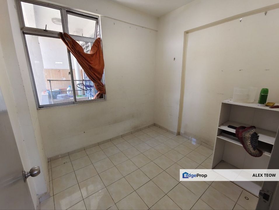 Indah Court Medium Cost Apartment For Sale/ Bukit Indah/ Iskandar Puteri, Johor, Bukit Indah