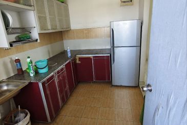 Indah Court Apartment