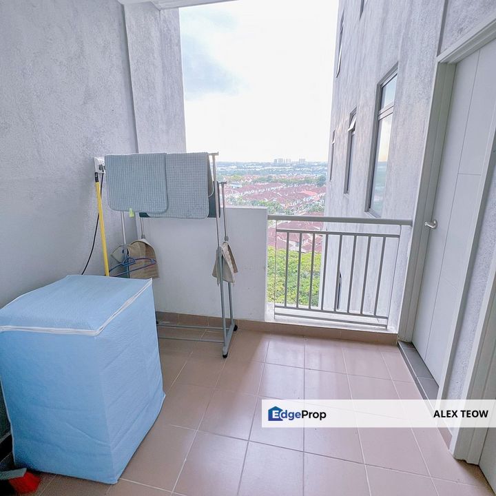 Austin Regency Apartment 3+1R 3B 1390sqft For Sale/ Mount Austin, Johor, Johor Bahru
