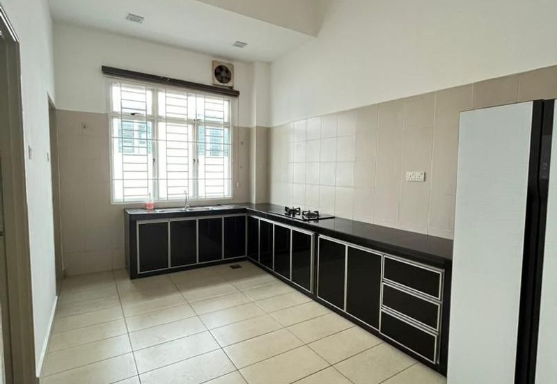 Mutiara Emas @ Taman Mount Austin