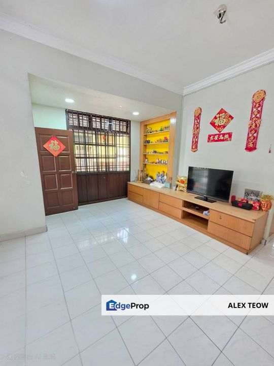 Taman Pelangi Indah Jalan Pesona 1.5 Storey Endlot Terrance For Sale/ Ulu Tiram, Johor, Ulu Tiram