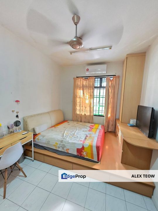 Taman Pelangi Indah Jalan Pesona 1.5 Storey Endlot Terrance For Sale/ Ulu Tiram, Johor, Ulu Tiram