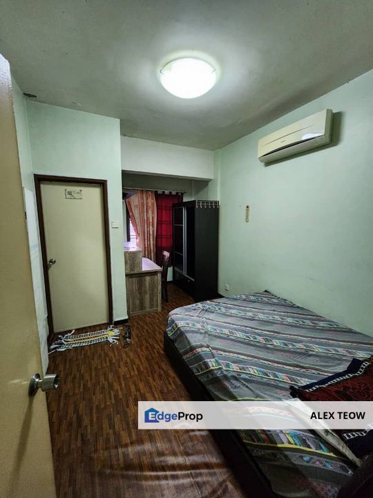 Putri Ria Apartment For Sale/ Megah Ria/ Masai, Johor, Masai