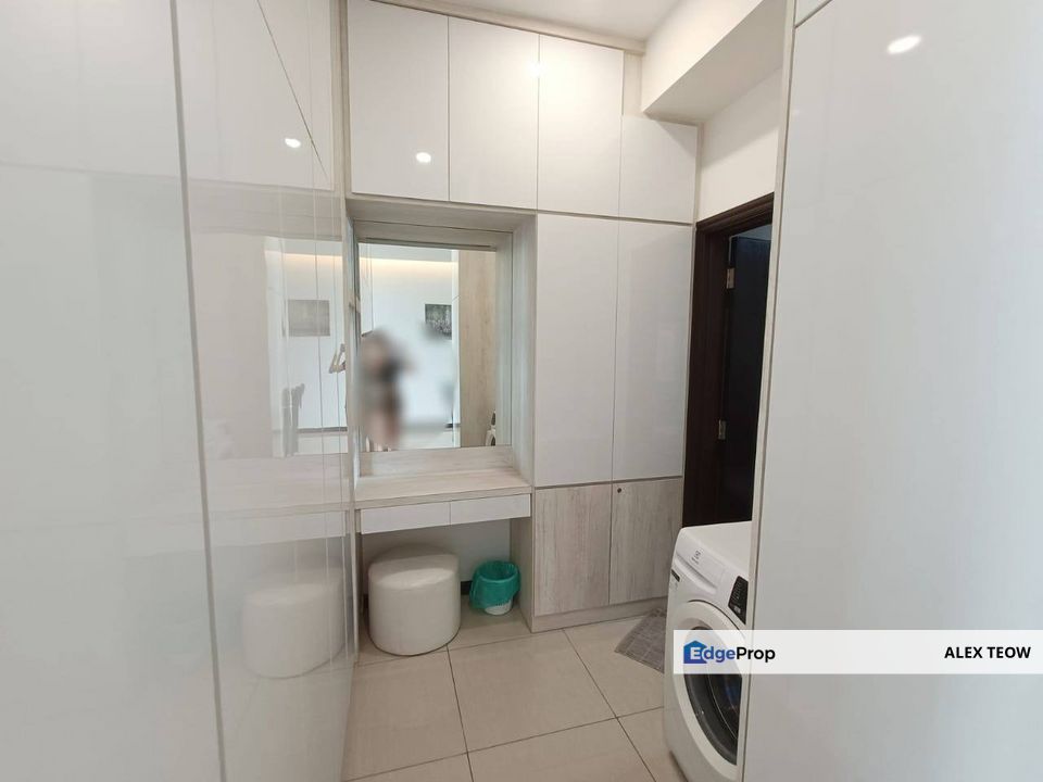 Molek Regency Apartment Studio Unit For Sale, Johor, Johor Bahru