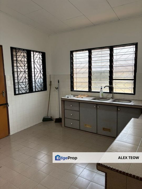 Taman Johor Jaya Jalan Keembong Single Storey Terrance For Sale, Johor, Johor Bahru