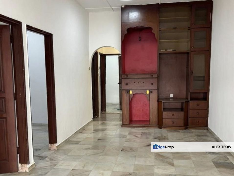 Taman Johor Jaya Jalan Keembong Single Storey Terrance For Sale, Johor, Johor Bahru