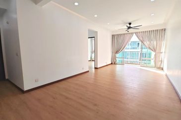 Dedaun Hijau (Greenfield Regency)