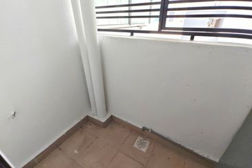 Dedaun Hijau (Greenfield Regency)