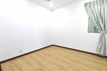 Dedaun Hijau (Greenfield Regency)