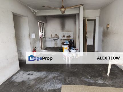 Flat Taman Daya For Sale/ Jalan Sagu/ Full Loan, Johor, Johor Bahru