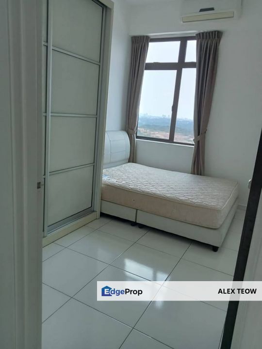 Sky Garden Residence Apartment For Sale/ Full Loan/ Setia Tropika, Johor, Setia Tropika