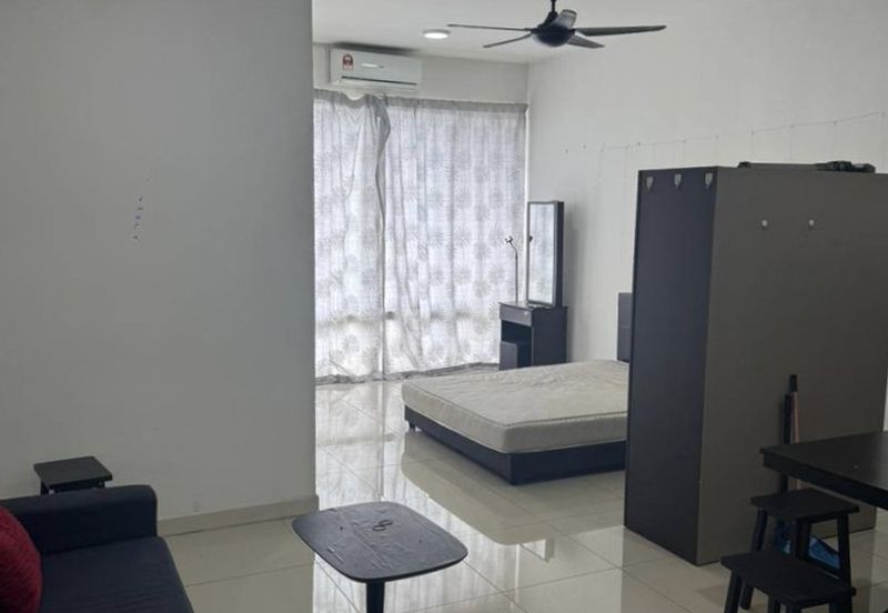 Dedaun Hijau (Greenfield Regency)