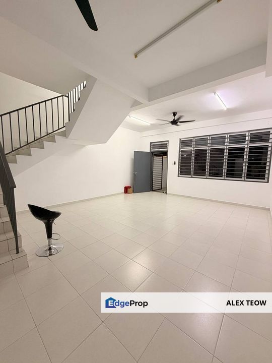 Taman Pulai Mutiara 2.5 Storey Terrance For Sale/ Kangkar Pulai/ Skudai, Johor, Kangkar Pulai