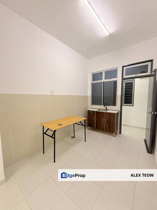 Taman Pulai Mutiara 2.5 Storey Terrance For Sale/ Kangkar Pulai/ Skudai, Johor, Kangkar Pulai