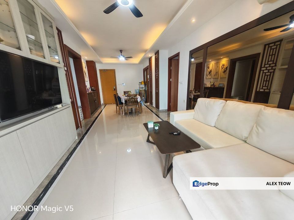R & F Princess Cove Apartment For Sale/ Hight Floor/ Unblock View/ 2R 2B/ 873sqft, Johor, Johor Bahru