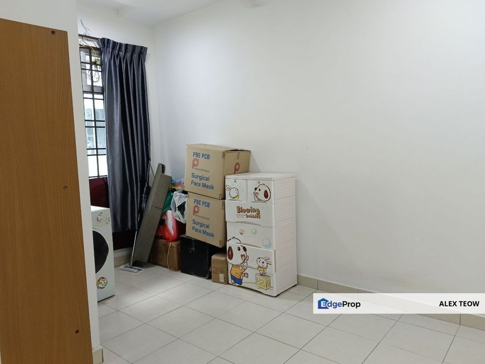 Taman Bestari Indah Nicely Double Storey Terrance For Sale/ Ulu Tiram, Johor, Ulu Tiram