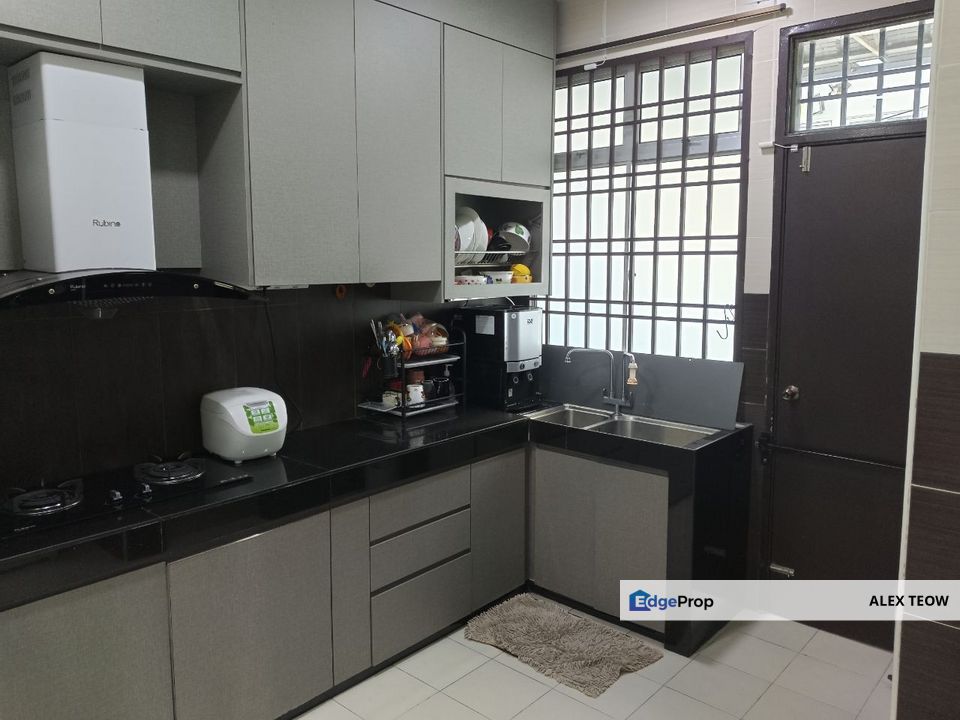 Taman Bestari Indah Nicely Double Storey Terrance For Sale/ Ulu Tiram, Johor, Ulu Tiram