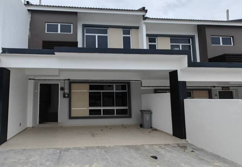 Taman Kota Impian Double Storey Terrance For Sale/ Ulu Tiram
