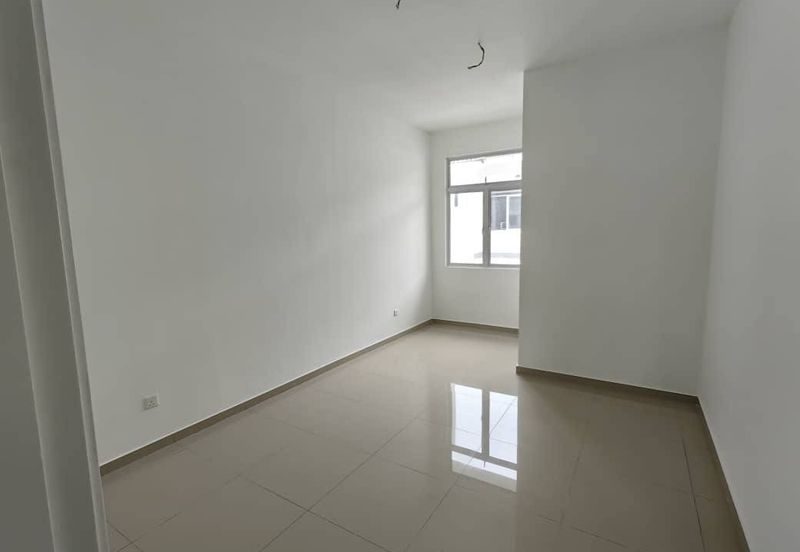 Taman Kota Impian Double Storey Terrance For Sale/ Ulu Tiram