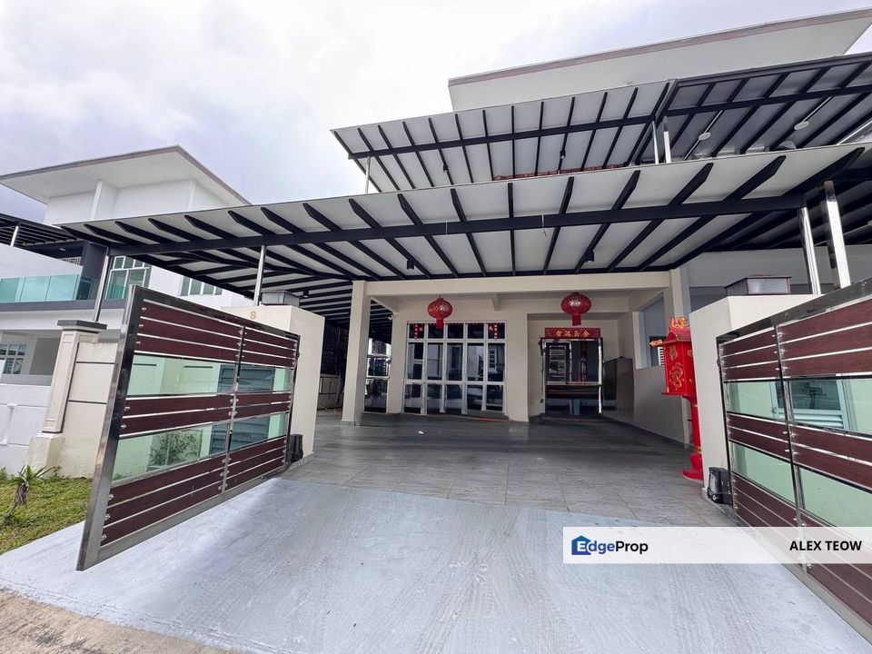 Bestari Hills Taman Bestari Indah Double Storey Cluster House For Sale/ Ulu Tiram, Johor, Ulu Tiram