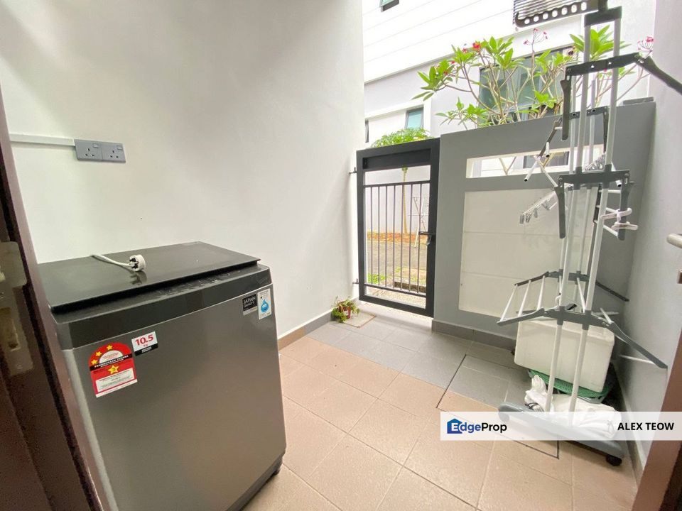 Estuari Garden Double Storey Super Link For Sale/ Iskandar Puteri, Johor, Nusajaya