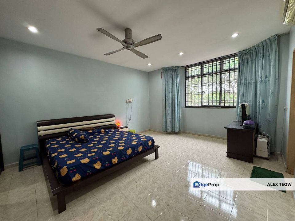 Taman Pulai Utama Double Storey Terrance For Sale/ Skudai, Johor, Skudai