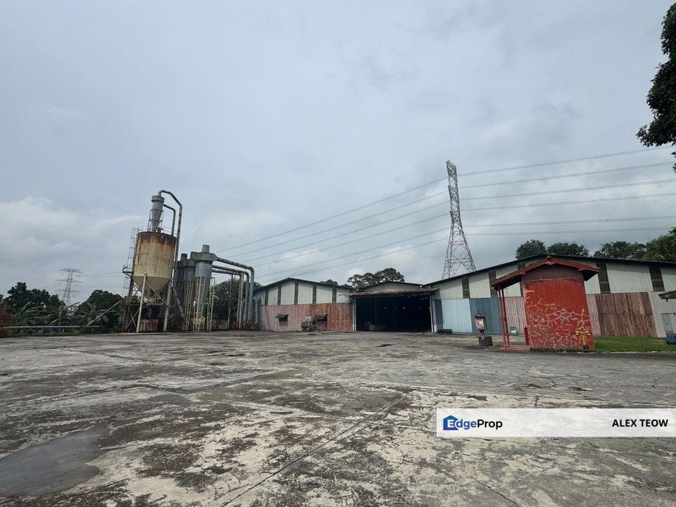 Sungai Tiram Large Factory Land For Sale/ Ulu Tiram, Johor, Ulu Tiram