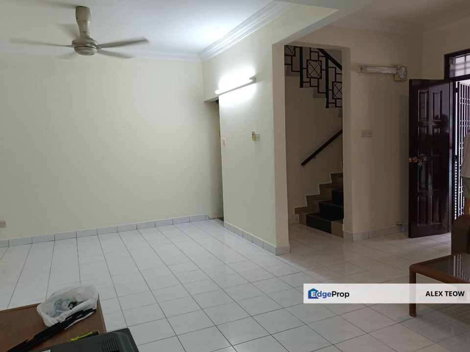 Bandar Seri Alam Jalan Gunung 1.5 Storey Terrance For Sale/ Masai, Johor, Masai
