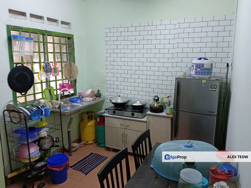 Taman Kota Masai Jalan Pulasan Double Storey Low Medium Cost For Sale/ Pasir Gudang, Johor, Pasir Gudang