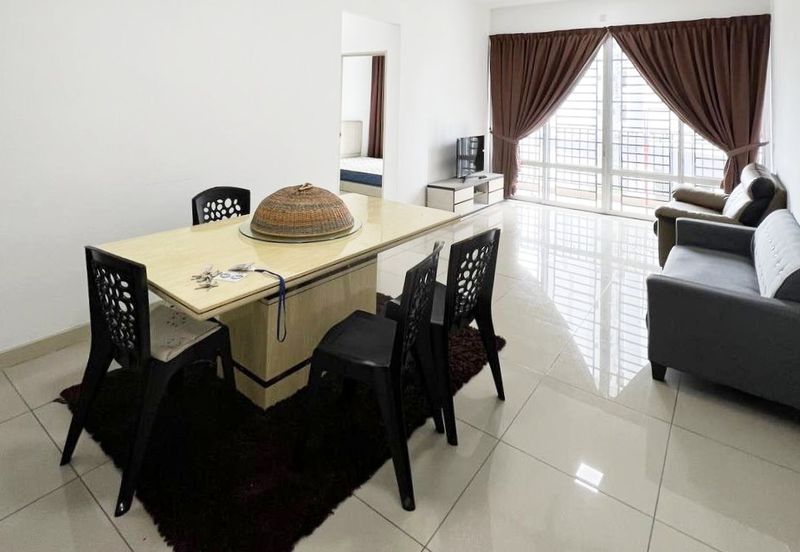 Dedaun Hijau (Greenfield Regency)