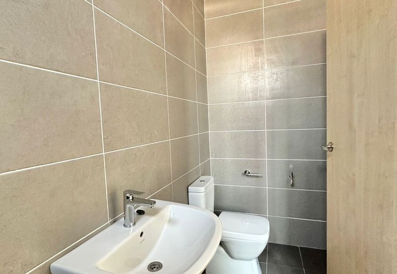 Mutiara Emas @ Taman Mount Austin