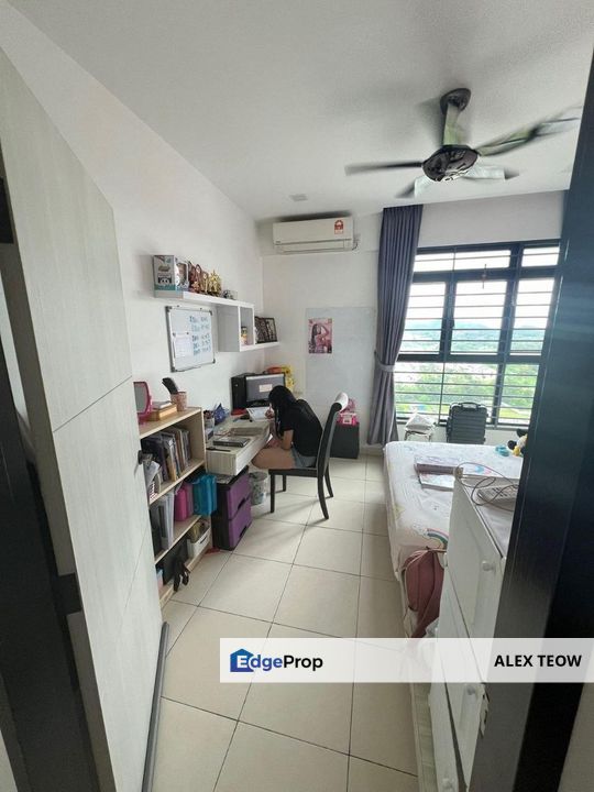 The Garden Residence Apartment For Sale/ 3R 2B/ 1300sqft/ Mutiara Mas/ Skudai, Johor, Skudai