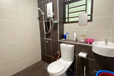 Seri Austin Luxury Apartment