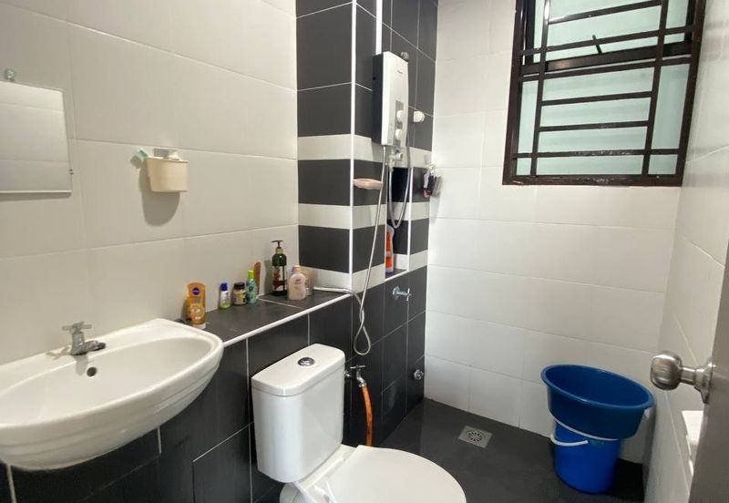 Seri Austin Luxury Apartment