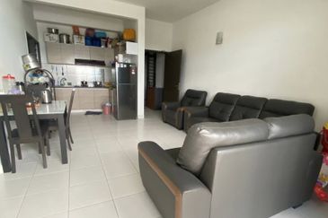 Seri Austin Luxury Apartment